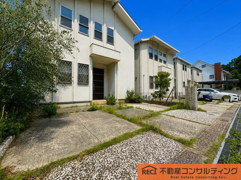 神戸市東灘区森北町7丁目　中古戸建の駐車場