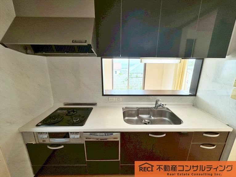 神戸市東灘区森北町7丁目　中古戸建のキッチン