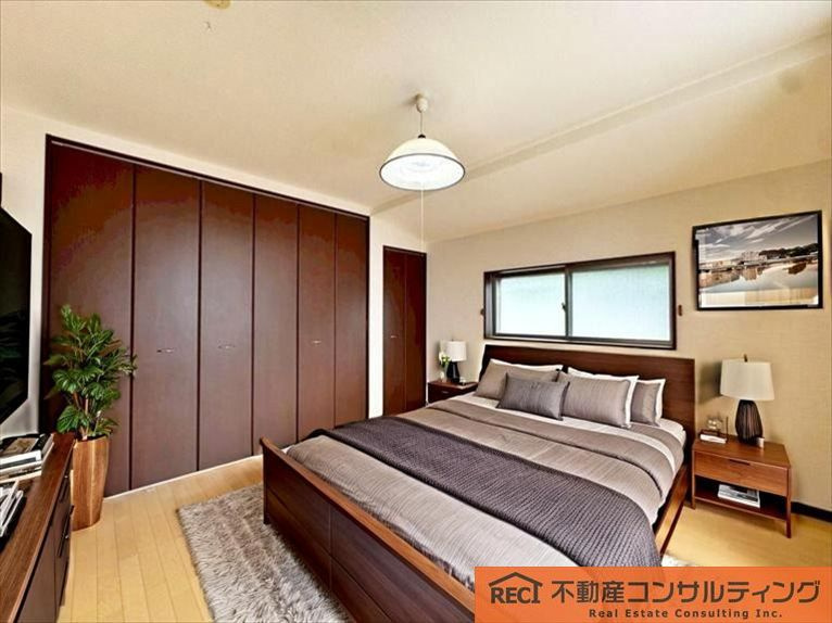 神戸市東灘区森北町7丁目　中古戸建の寝室