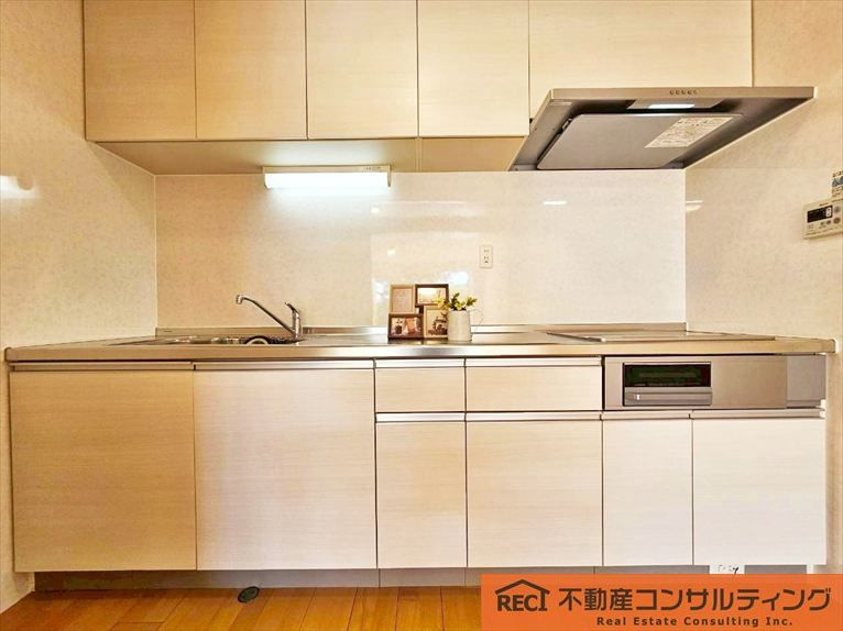 岡本ハウスのキッチン|本山第二小学校・本山中学校地域