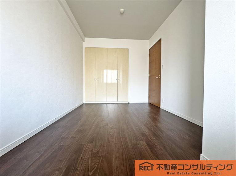 ジークレフ御影山手緑静館の洋室