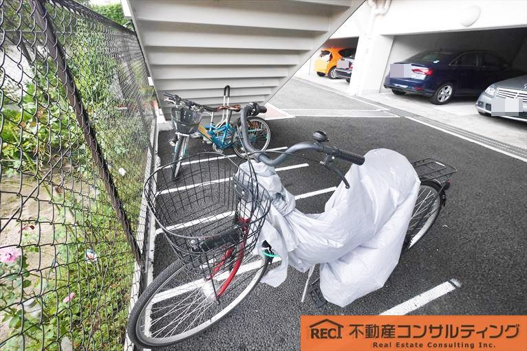 パラッシオ岡本の駐車場|陽当たり・通風良好