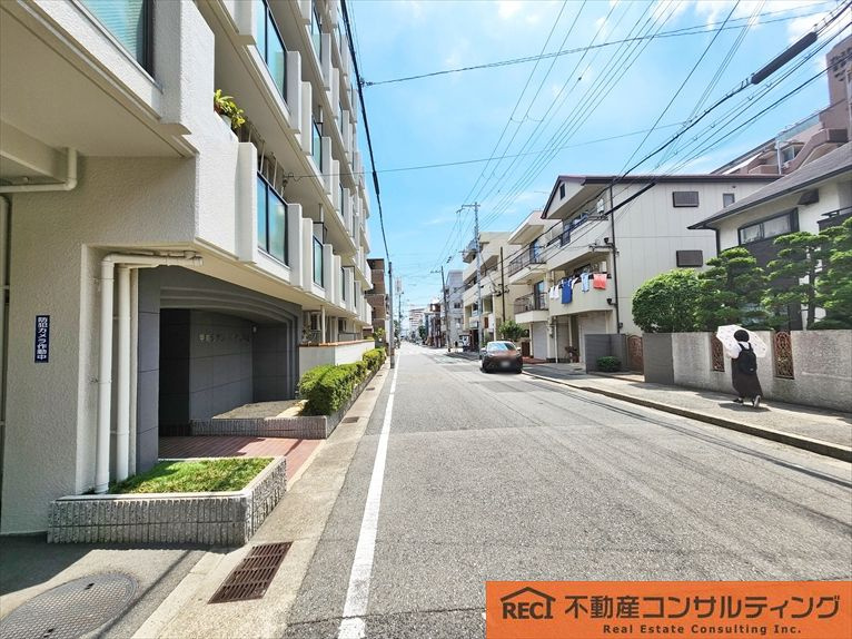甲南グランドハイム本山の周辺