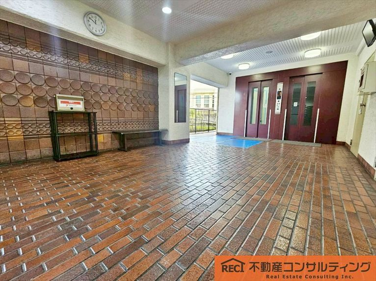 ネオコーポ武庫川のエントランス