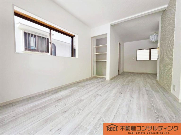 西宮市小松南町2丁目　中古戸建の内装