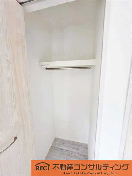 西宮市小松南町2丁目　中古戸建の収納