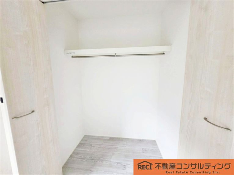 西宮市小松南町2丁目　中古戸建の収納