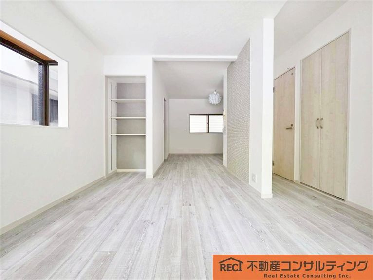 西宮市小松南町2丁目　中古戸建の内装|スーパーまで徒歩約4分