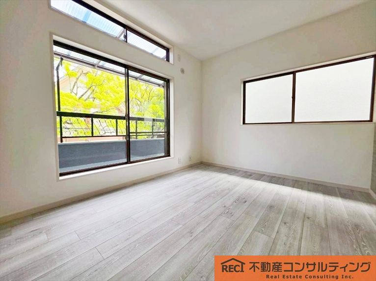 西宮市小松南町2丁目　中古戸建の洋室|小松小学校・学文中学校徒歩約7分