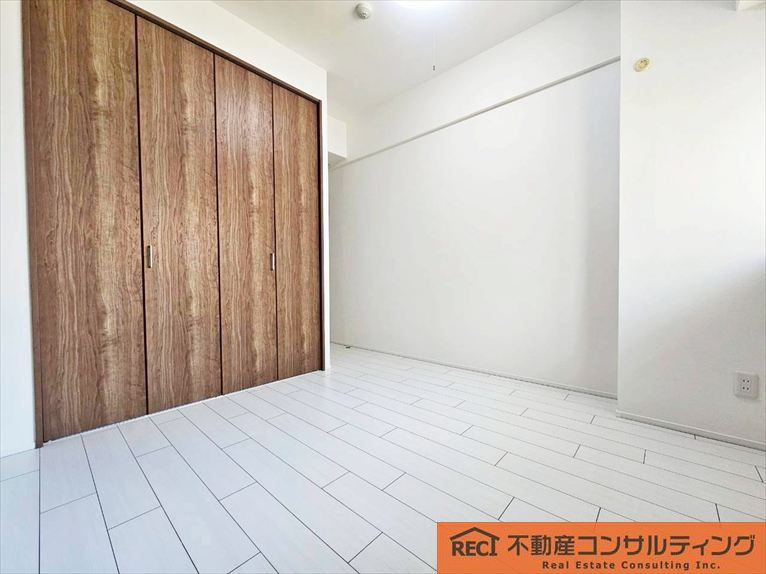 アヴァンセ岡本の寝室