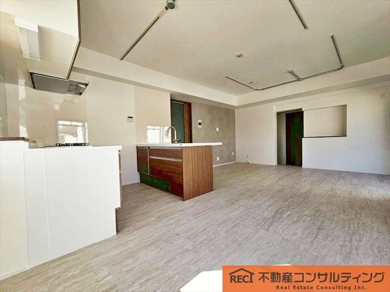 アヴァンセ岡本の内装