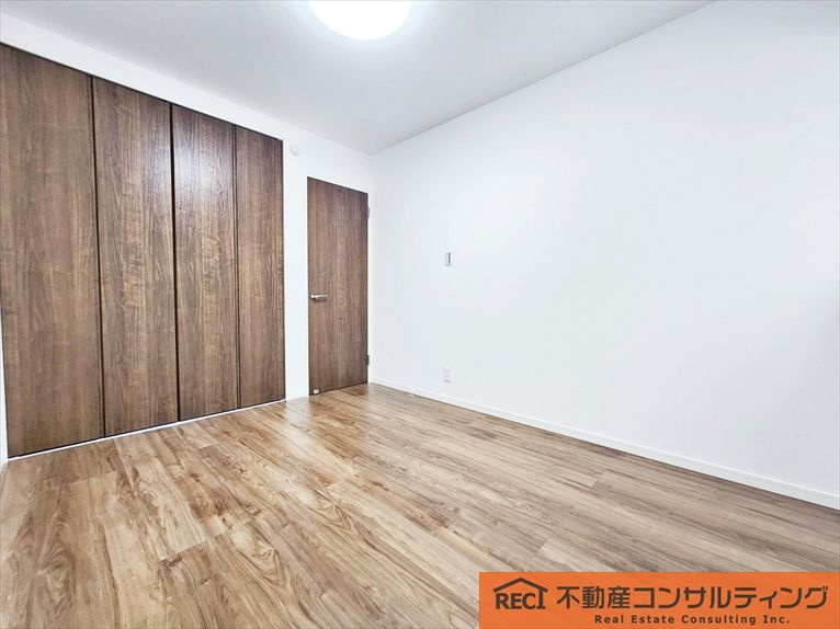 神戸市灘区上野通3丁目　新築戸建　B号地の洋室