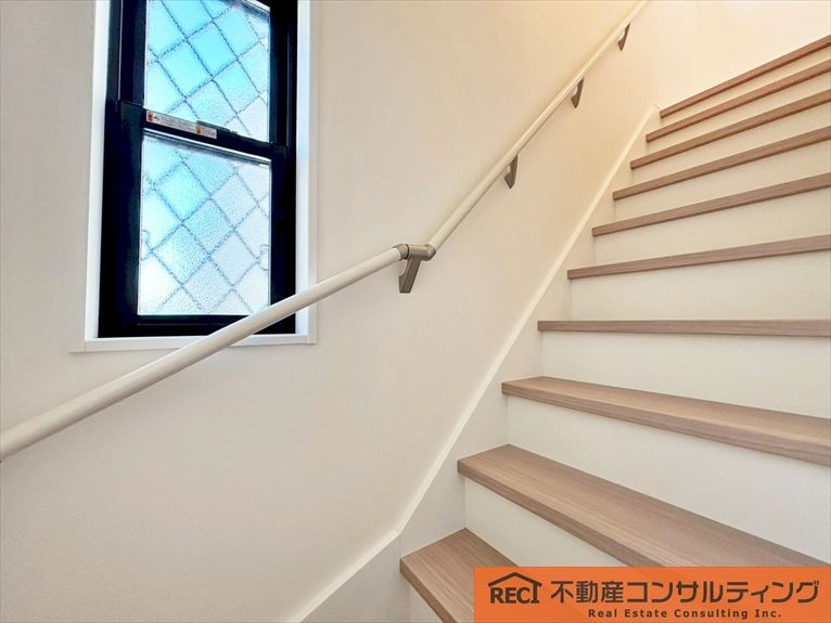 西宮市今津久寿川町　新築戸建の内装
