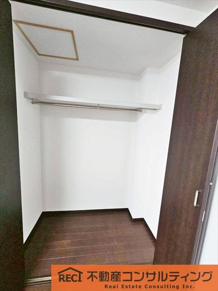 西宮市苦楽園四番町　中古戸建の収納
