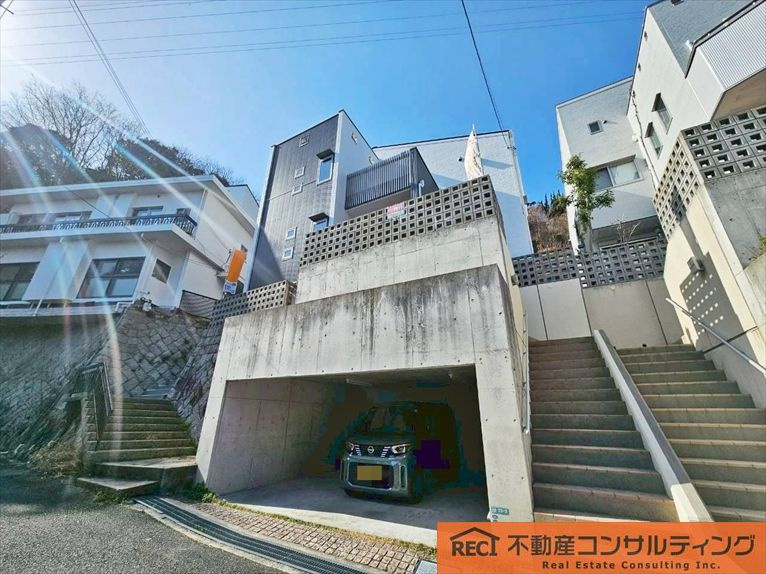 西宮市苦楽園四番町　中古戸建