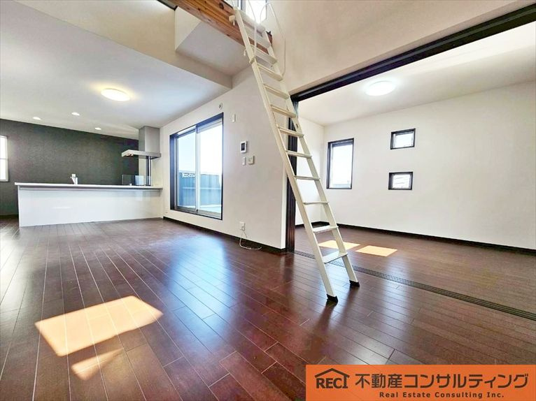 西宮市苦楽園四番町　中古戸建