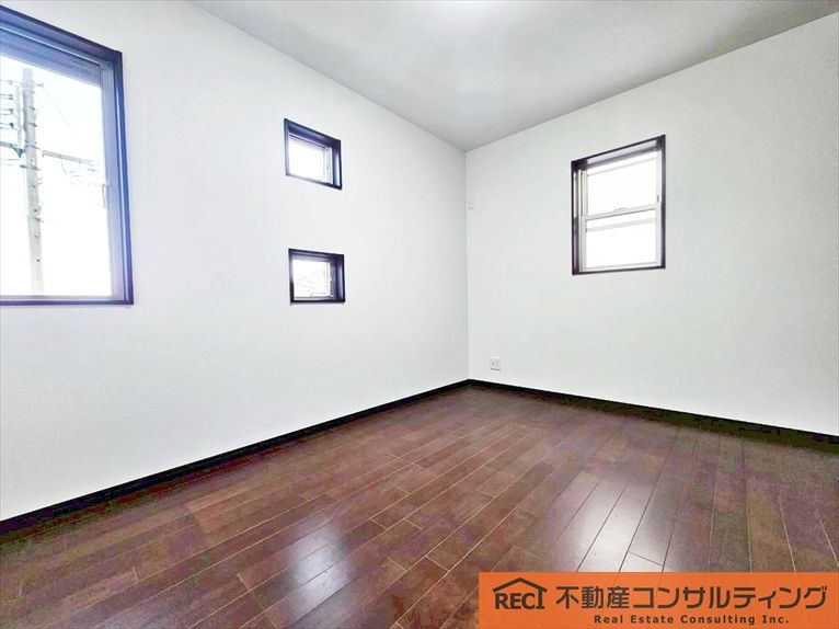 西宮市苦楽園四番町　中古戸建の子供部屋