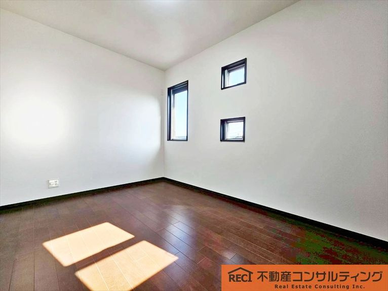西宮市苦楽園四番町　中古戸建の子供部屋