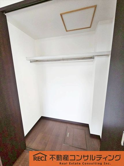 西宮市苦楽園四番町　中古戸建の収納
