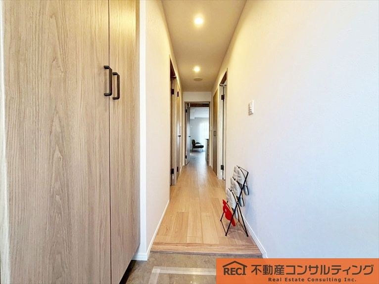 深江駅前ビルの玄関