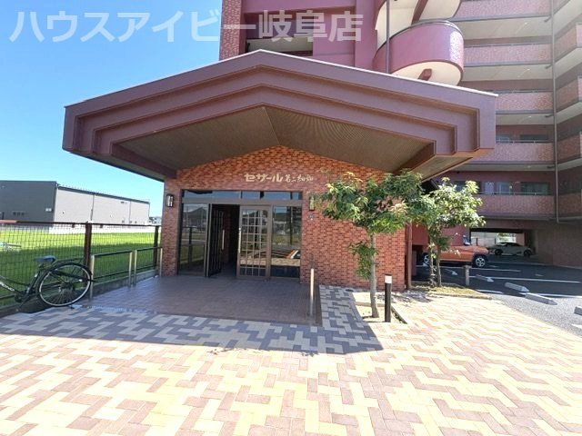 【エントランス】の画像