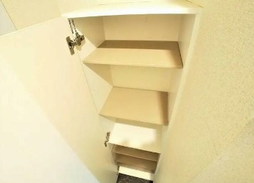 クレイノラギ下落合の玄関|別部屋参照