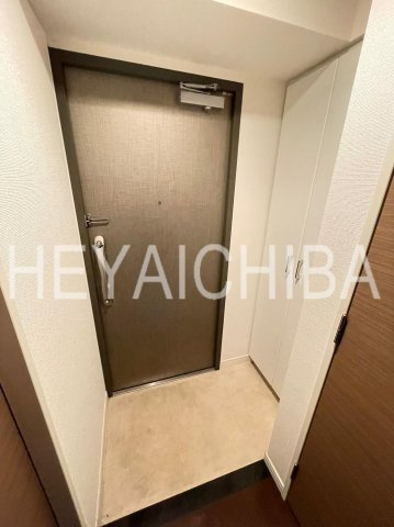 ライジングプレイス浅草弐番館の玄関