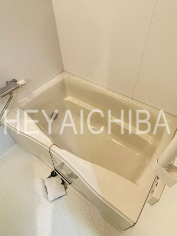ライジングプレイス浅草弐番館の浴室|浴槽