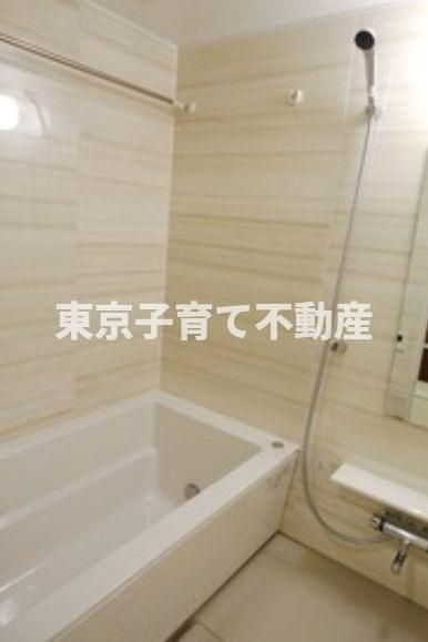 フレンシア文京関口の浴室