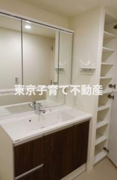フレンシア文京関口の洗面所