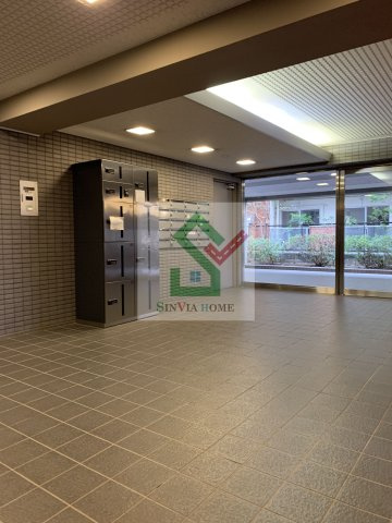 田無町7丁目マンションのロビー