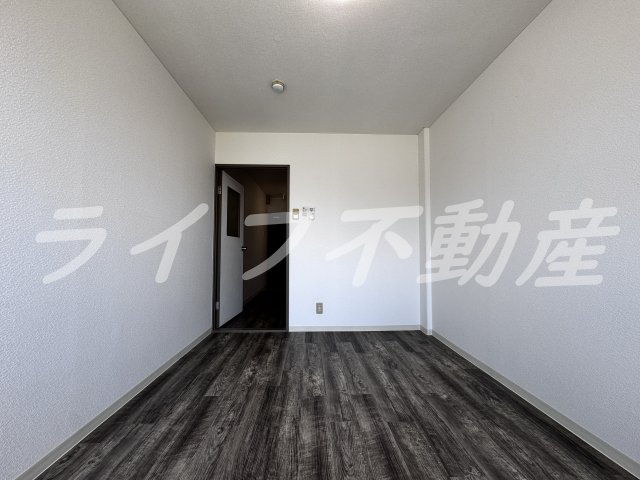 ラフォーレ新石切　 W棟の寝室|寝室です