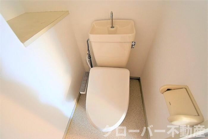 コーポラスＹ.Ｏ 南棟のトイレ|温水洗浄暖房便座