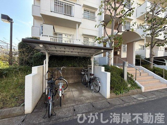 ライトタウン茅ケ崎２号棟の駐輪場|敷地内駐輪場
