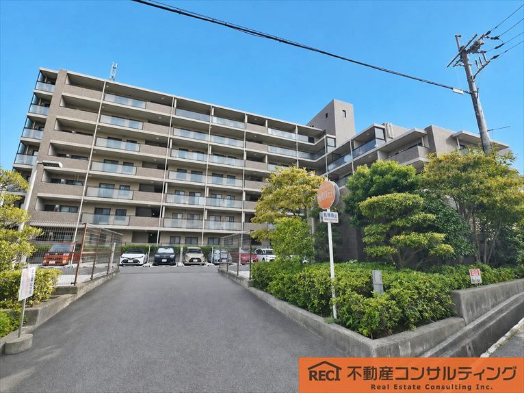 ステイツ苦楽園ガーデンヒルズのエントランス
