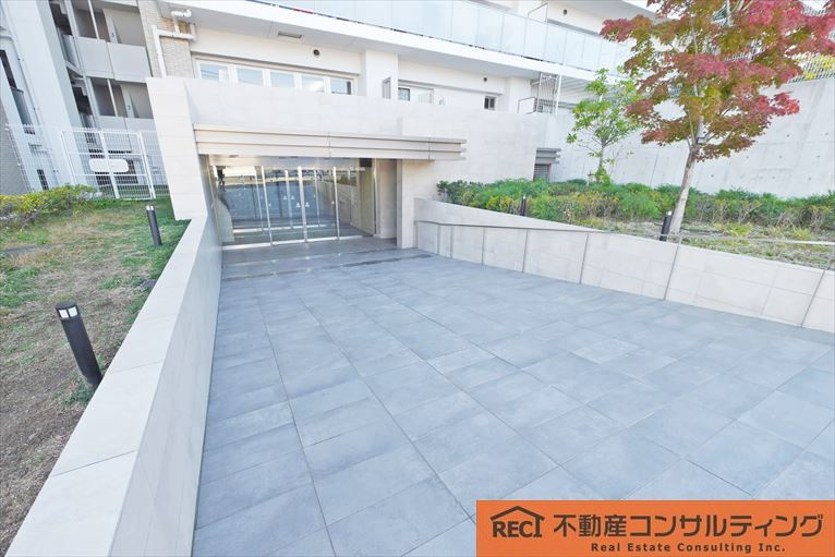 リビオ六甲THE・HILLSのエントランス