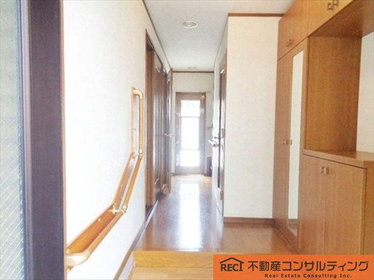 神戸市東灘区本庄町1丁目　中古戸建の玄関