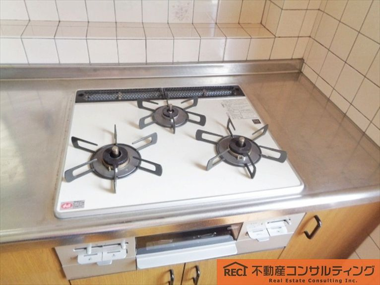 神戸市東灘区本庄町1丁目　中古戸建のキッチン