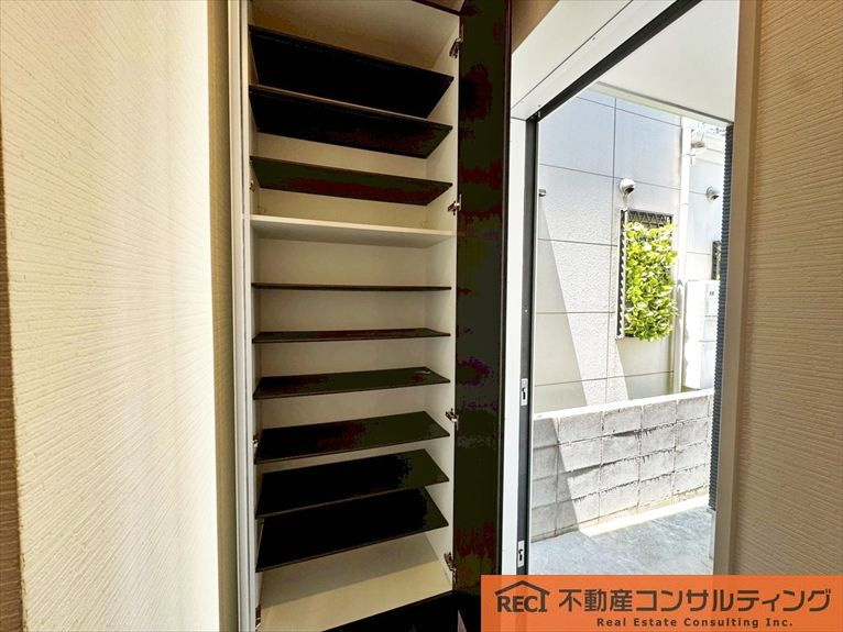神戸市東灘区魚崎北町8丁目 中古戸建の収納