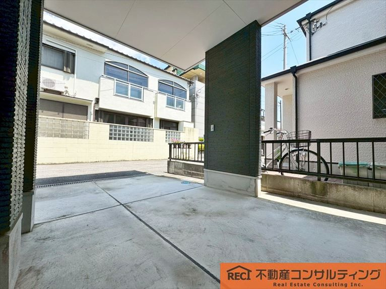 神戸市東灘区魚崎北町8丁目 中古戸建の駐車場