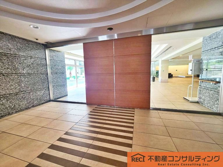 グレイスビュー六甲山手の玄関