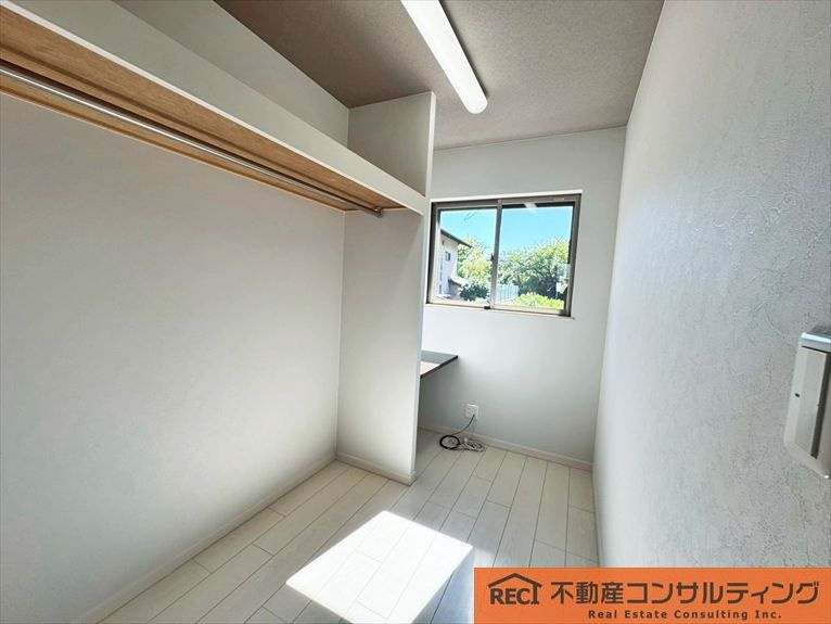 西宮市苦楽園四番町　中古戸建の収納