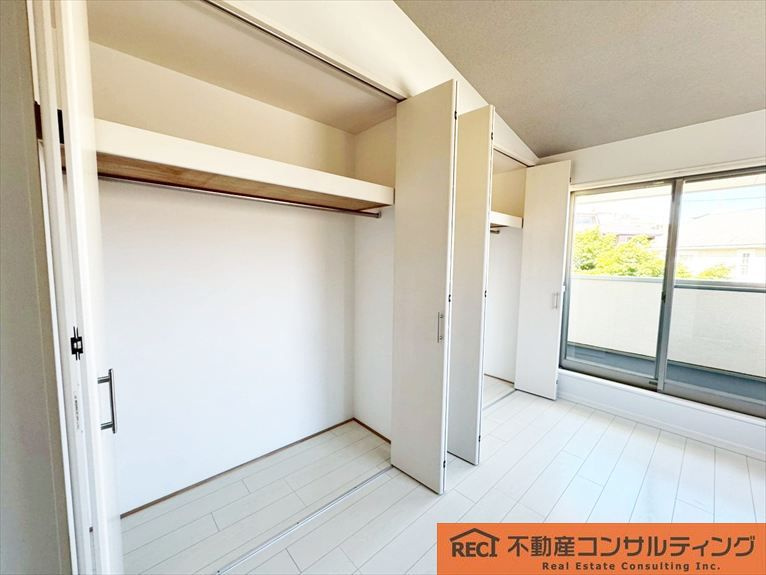 西宮市苦楽園四番町　中古戸建の収納