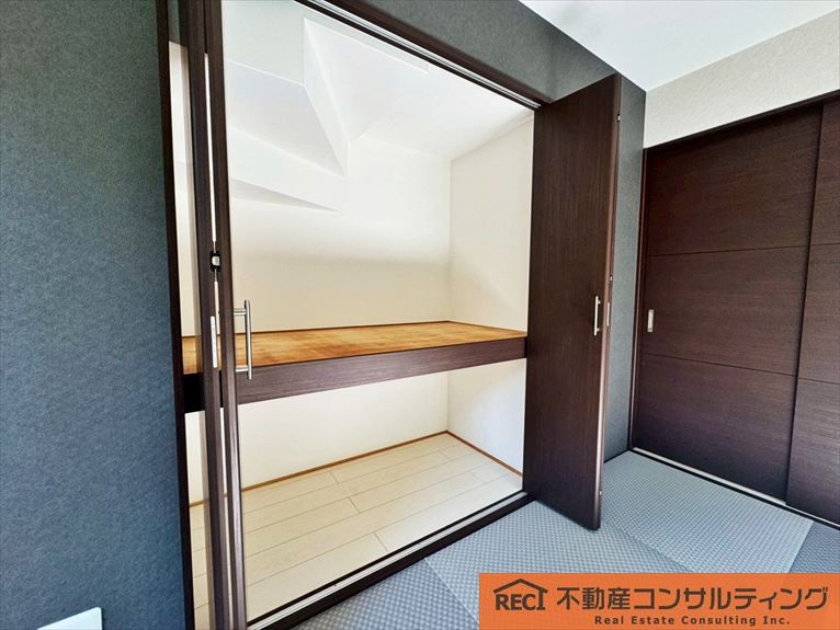 西宮市苦楽園四番町　中古戸建の収納