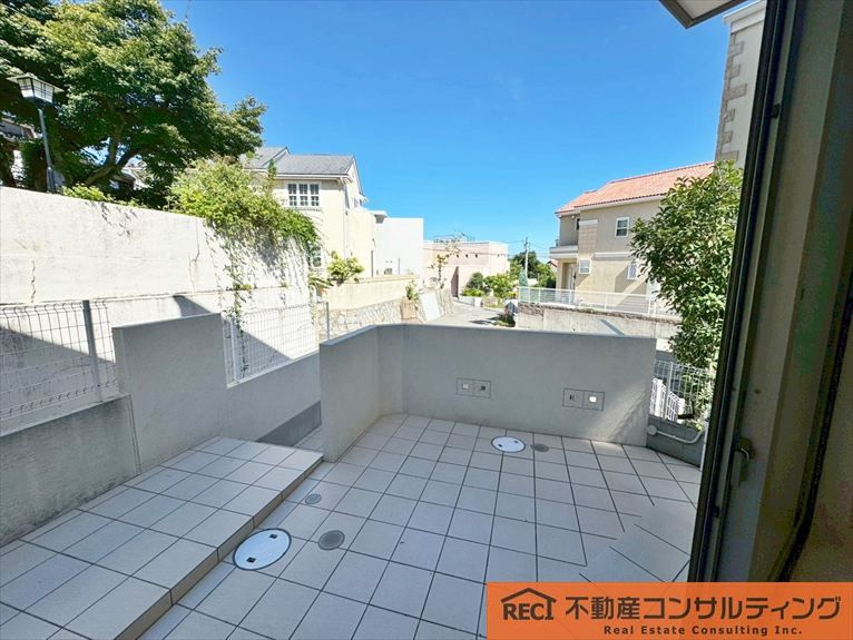 西宮市苦楽園四番町　中古戸建の外観