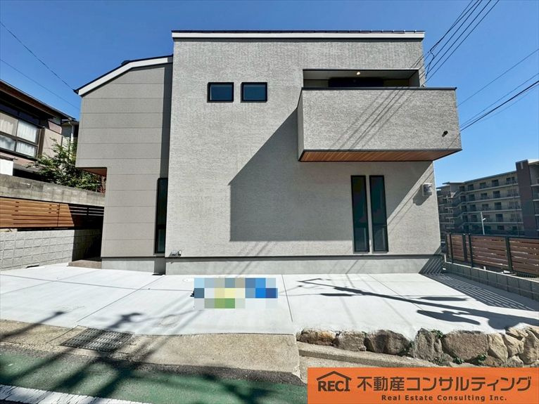 神戸市灘区高尾通1丁目　新築戸建の外観