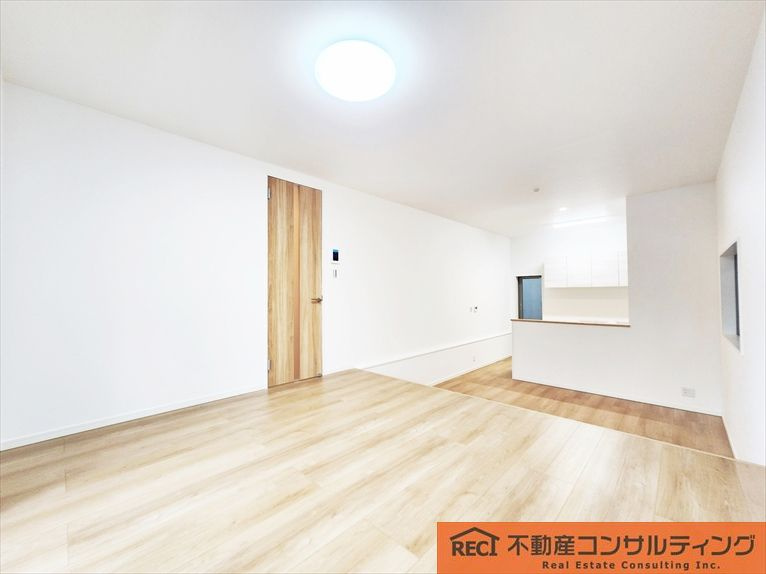 神戸市灘区上野通3丁目　新築戸建　A号地の居間・リビング|閑静な住宅地