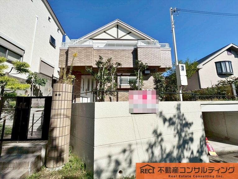 神戸市東灘区鴨子ヶ原3丁目　中古戸建のエントランス