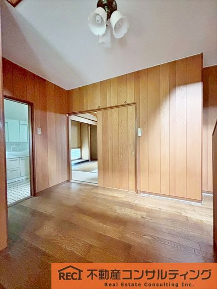 西宮市苦楽園三番町　中古戸建の子供部屋