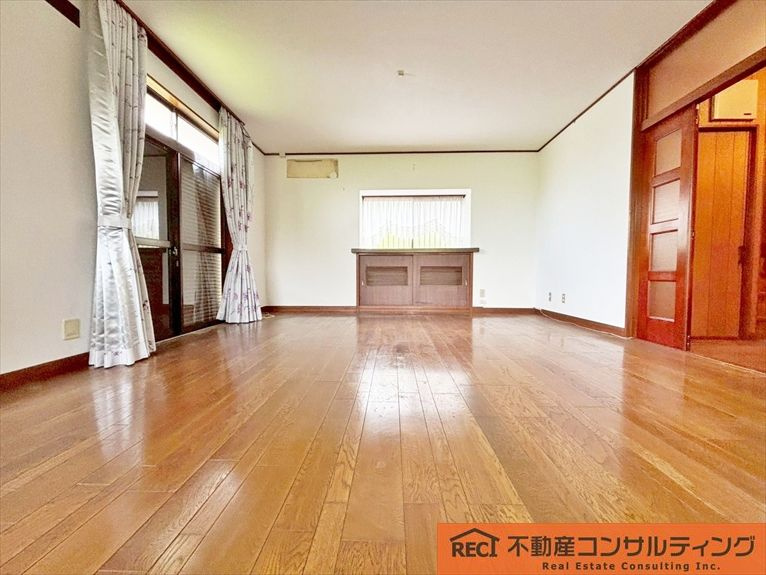 西宮市苦楽園三番町　中古戸建